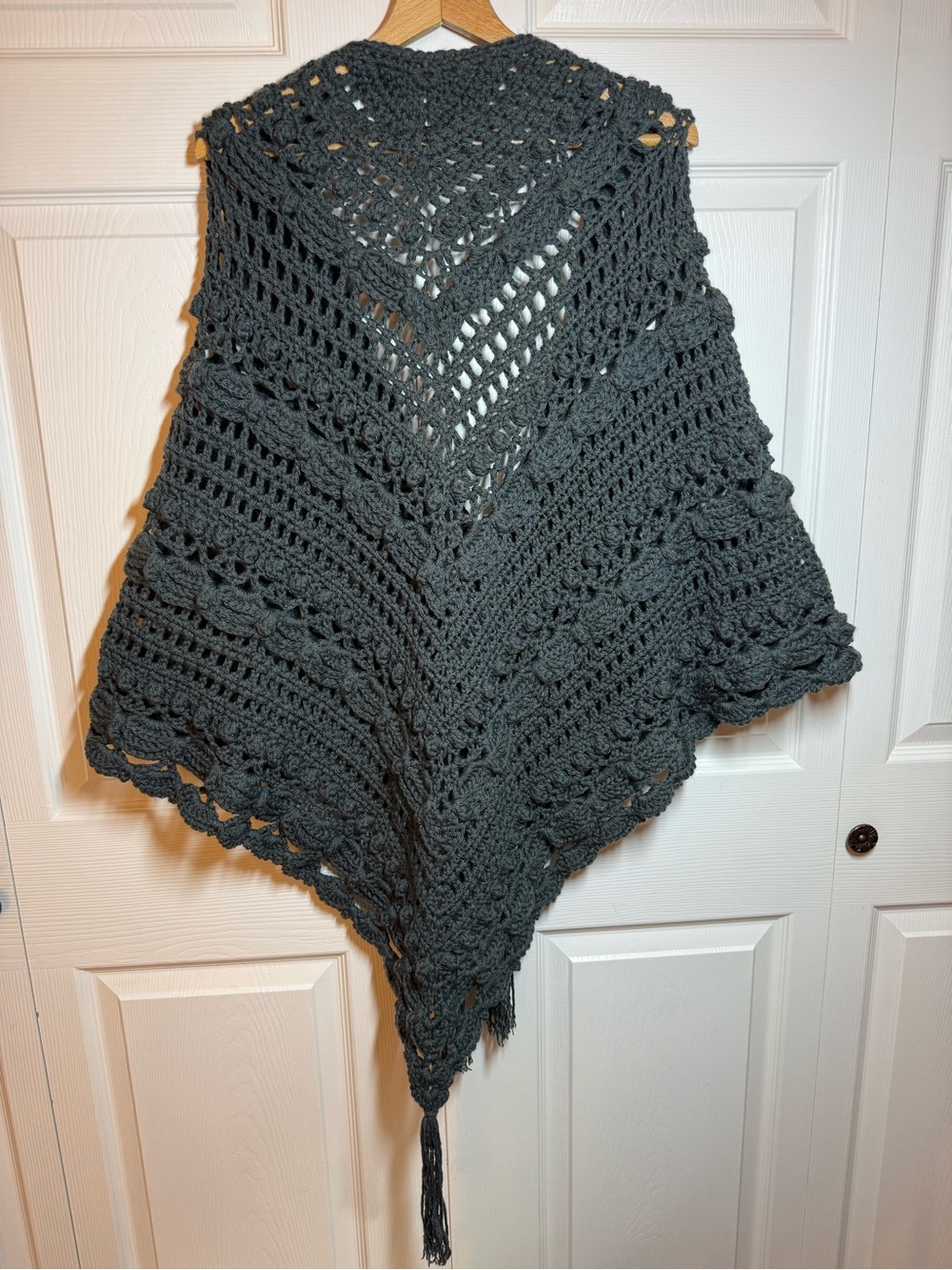 Women's Crochet Open-Front Shawl - Charcoal Gray - Picture 2 of 8